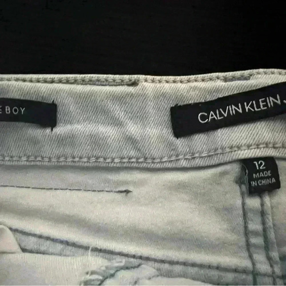 Calvin Klein Jean shorts - Picture 4 of 4